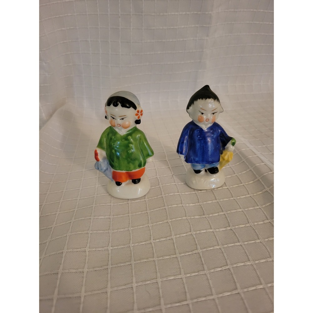 Vintage Japan Ceramic Salt and Pepper Shakers Boy Girl Hand Painted Mid-Century‎